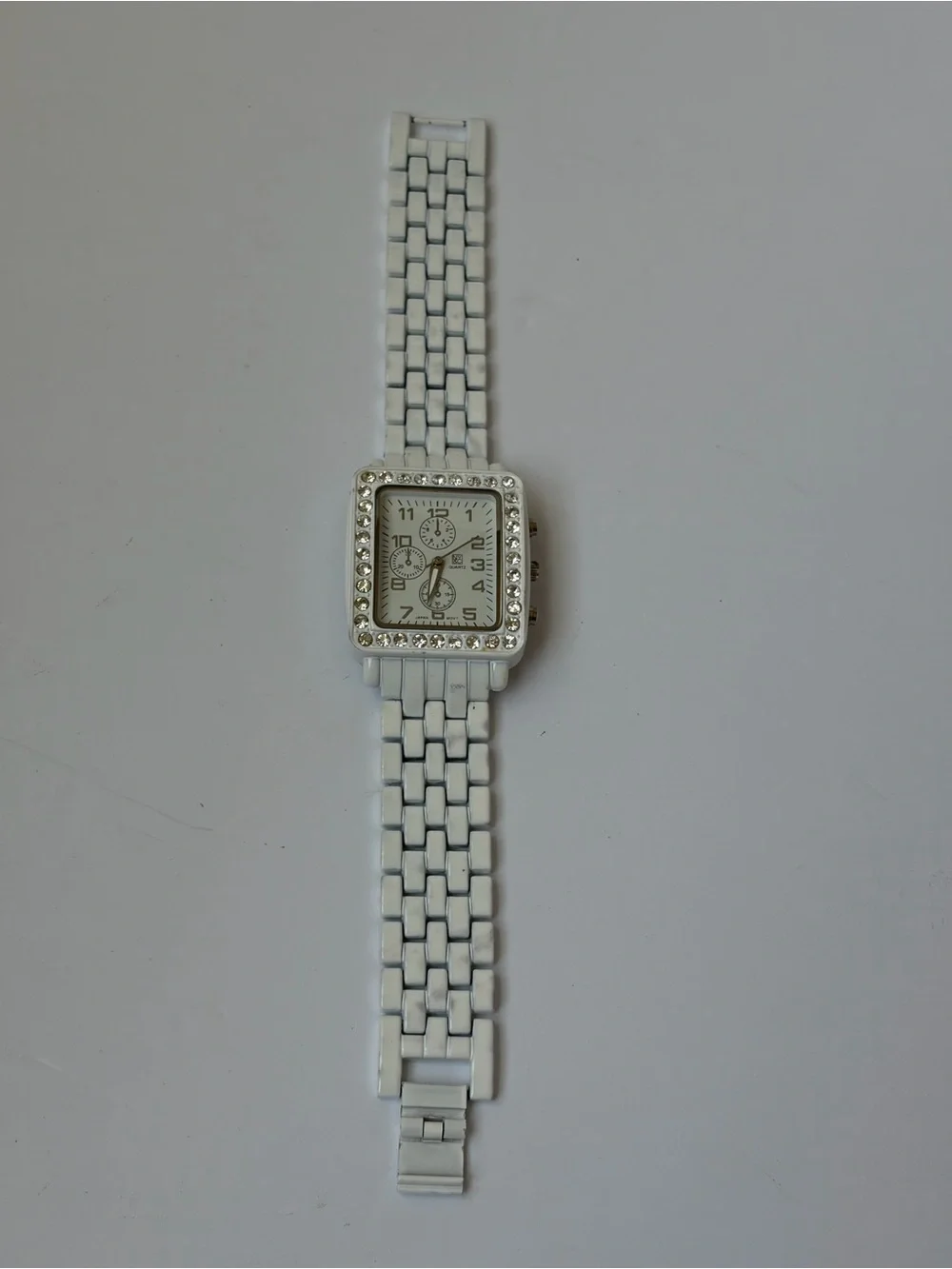 New York & Company white square
